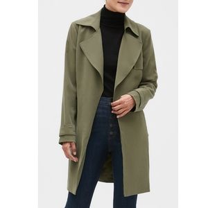 NWOT Banana Republic Soft Trench Coat
